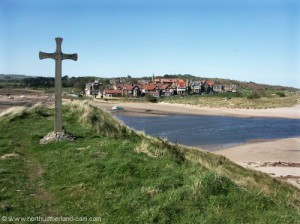 Wooden cross and view to Alnmouth.